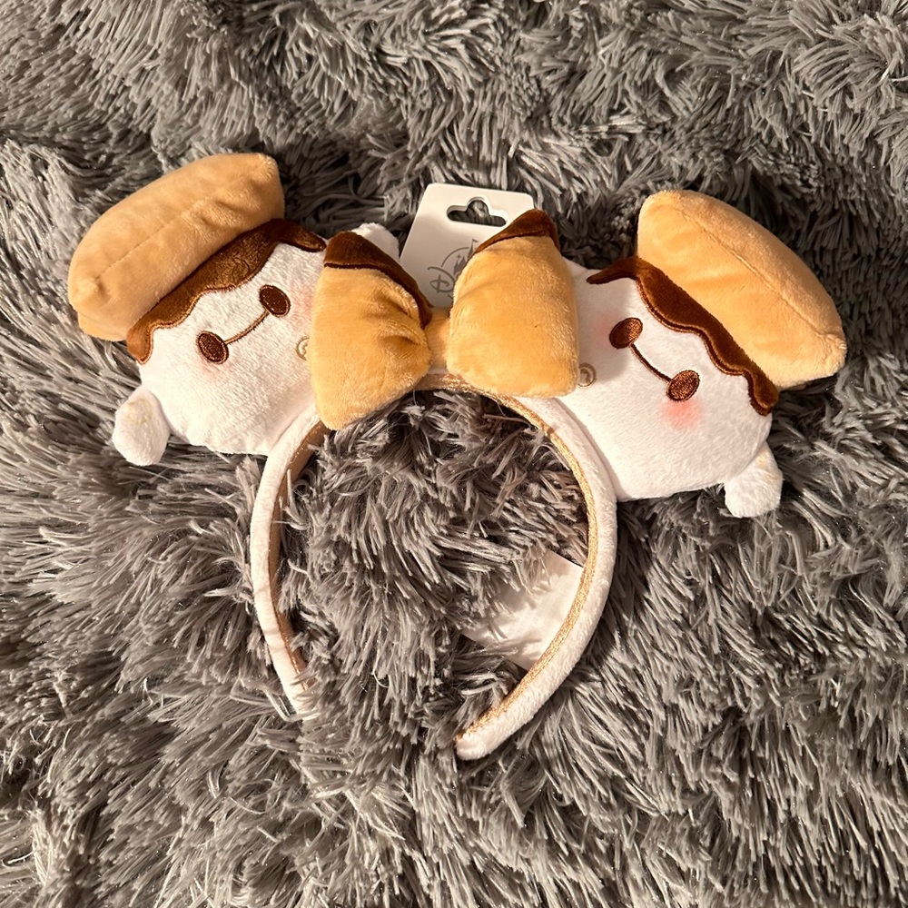 2024 Disney Parks Munchlings Baymax Smores Minnie Ears